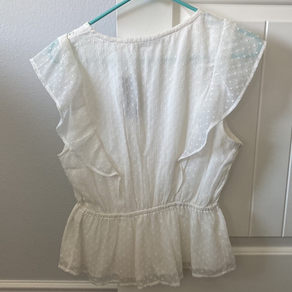 Abercrombie & Fitch Ruffle Sleeve Top - Picture 2 of 2